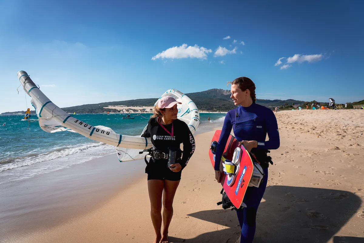Kitesurfing lesson at tarifa Liam pro center